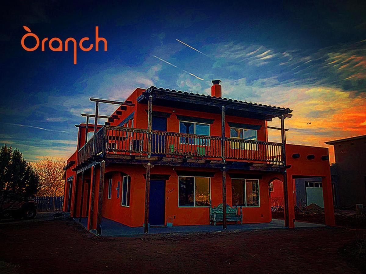 Oranch House, & Wilderness Apartment